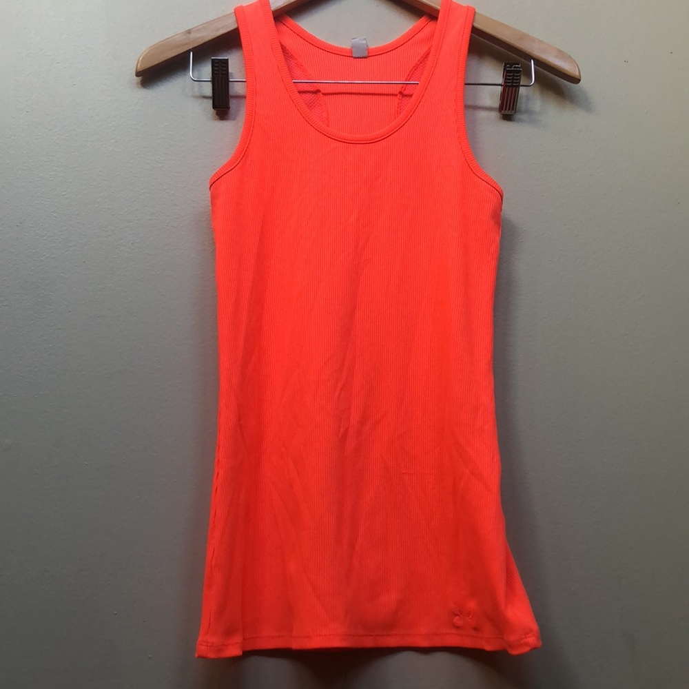 Under Armour Razor Back Tank - Picture 2 of 5